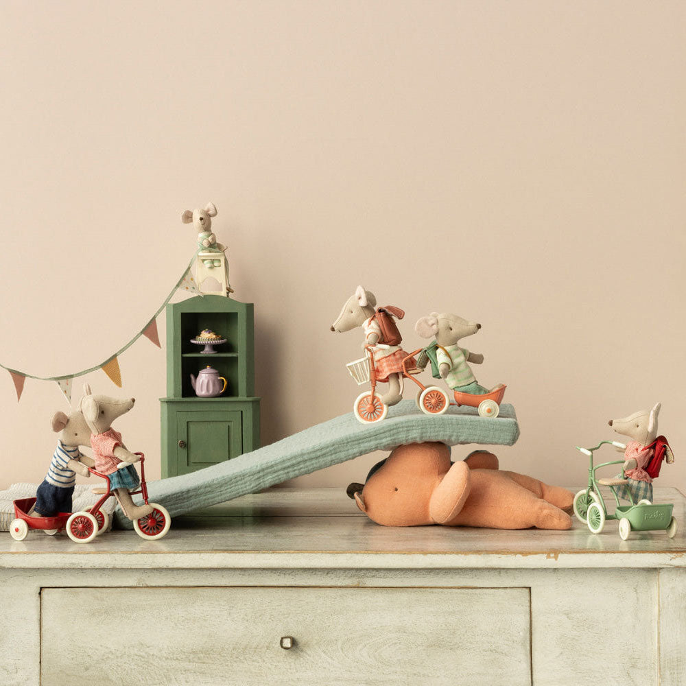 Maileg Mouse Abri A Tricycle collection
