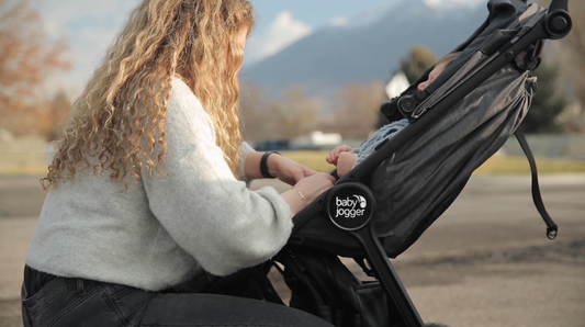 Video: Strolling with the Baby Jogger City Mini GT2