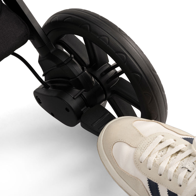 Nuna TRVL LX Stroller - Caviar