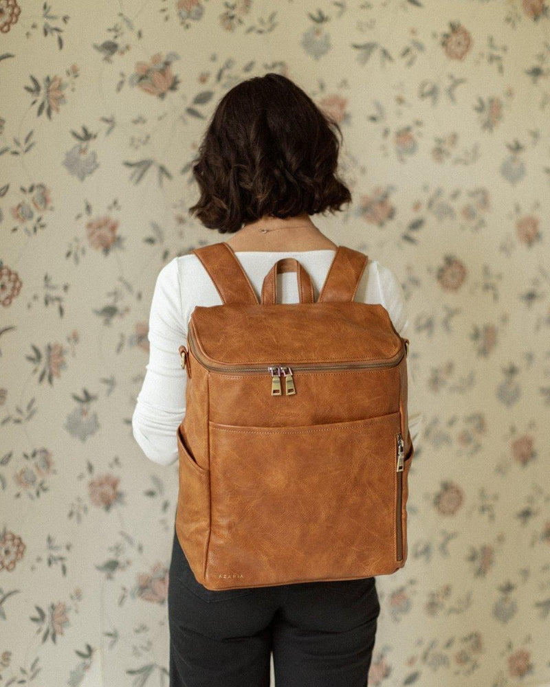 Woman wearing Azaria La Mere Grand - Maple